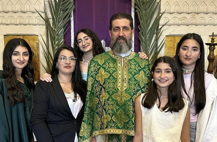 Во время израильской атаки на Ливан пострадал православный священник Во время израильской атаки на Ливан пострадал православный священник