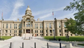 Вайоминг: новый закон использовать предпочитаемые трансгендерами местоимения