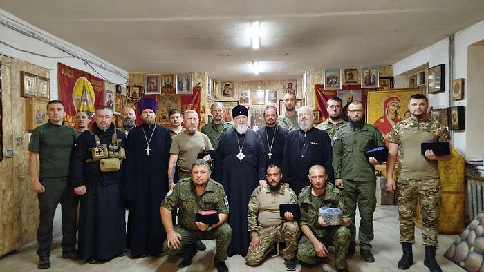 Митрополит Ставропольский Кирилл посетил походный храм бригады «Терек» Митрополит Ставропольский Кирилл посетил походный храм бригады «Терек»