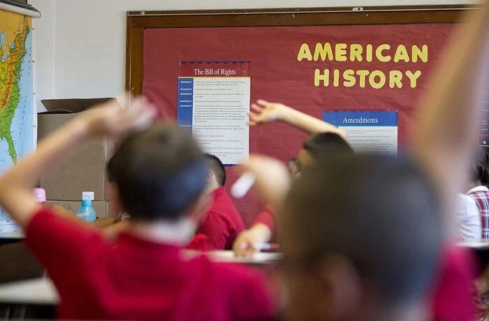 Северная Каролина: школьный округ решил не вывешивать 10 заповедей в классах государственных школ из Северная Каролина: школьный округ решил не вывешивать 10 заповедей в классах государственных школ из