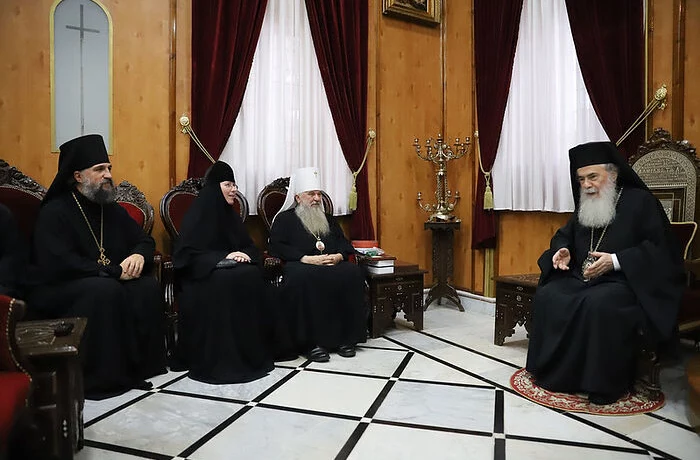 Состоялась встреча митрополита Санкт-Петербургского и Ладожского Варсонофия с Блаженнейшим Патриархо Состоялась встреча митрополита Санкт-Петербургского и Ладожского Варсонофия с Блаженнейшим Патриархо