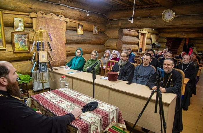 Семинар по поддержке вернувшихся с фронта Семинар по поддержке вернувшихся с фронта