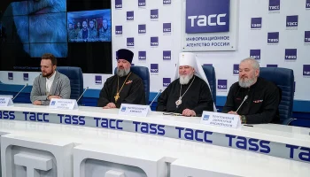 «Священники на войне. Опыт духовного служения на СВО»