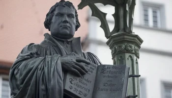 Впервые в истории Германии число нерелигиозных людей превысило число католиков и протестантов