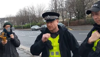 Арестована 74-летняя женщина, безмолвно молившаяся о нерожденных младенцах