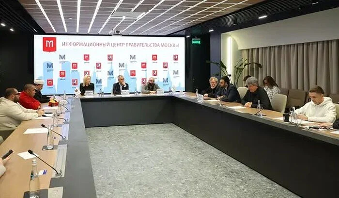 Протоиерей Михаил Потокин принял участие в пресс-конференции форума «Религия и мир» Протоиерей Михаил Потокин принял участие в пресс-конференции форума «Религия и мир»