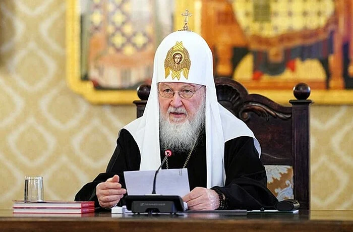 Массовая эмиграция несет угрозы традиционной идентичности российского общества Массовая эмиграция несет угрозы традиционной идентичности российского общества