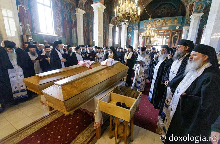 В Румынии обрели мощи прпп. Клеопы и Паисия Сихастрийских